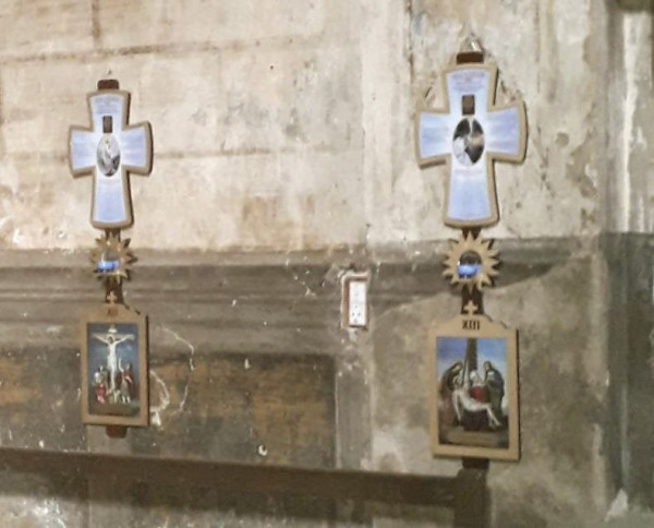 VIA AETERNA – VIA CRUCIS / VIA LUCIS